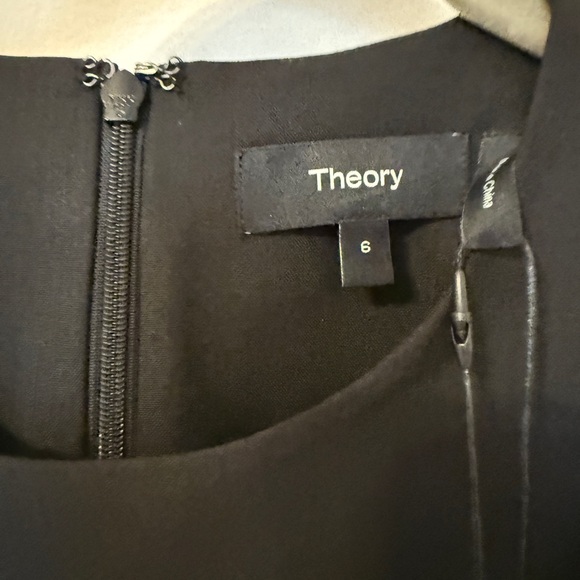 Theory Traceable Wool MIDI dress NWT 6 - Picture 7 of 9